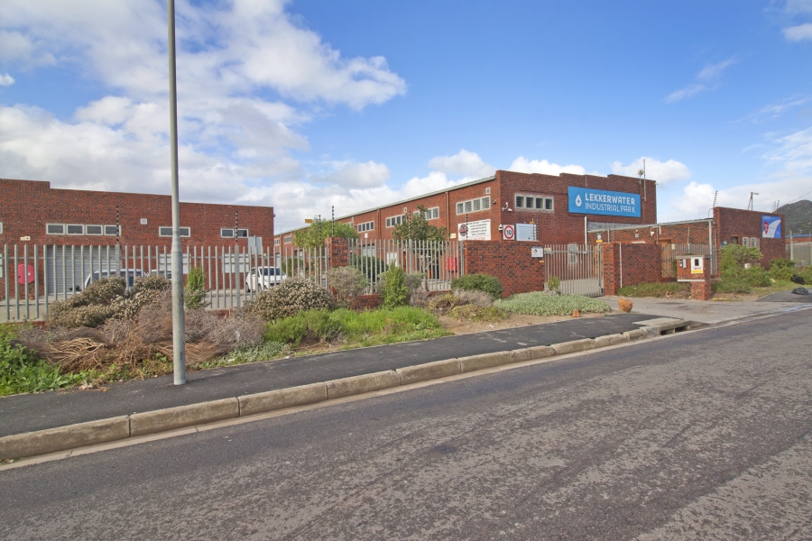 Commercial Property for Sale in Sunnydale Western Cape